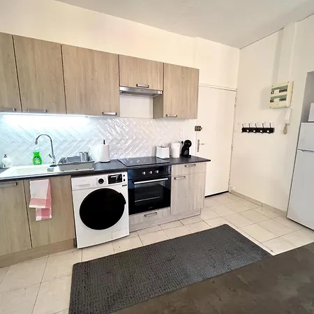 Chaleureux T3 Plein Centre Béziers